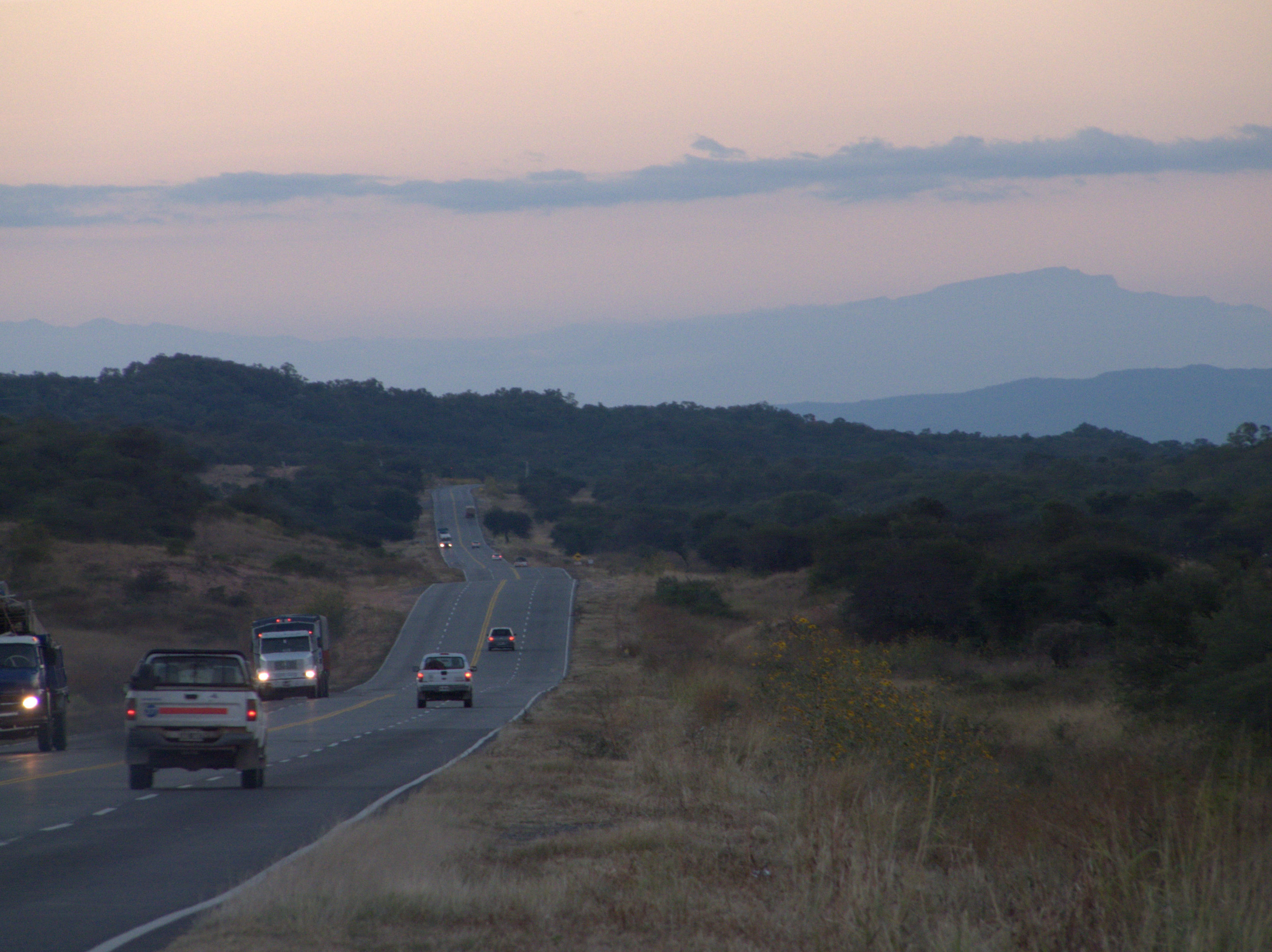 INVENTARIO VIAL GEORREFEFENCIADO PARA CORREDORES VIALES A Y B - IRV